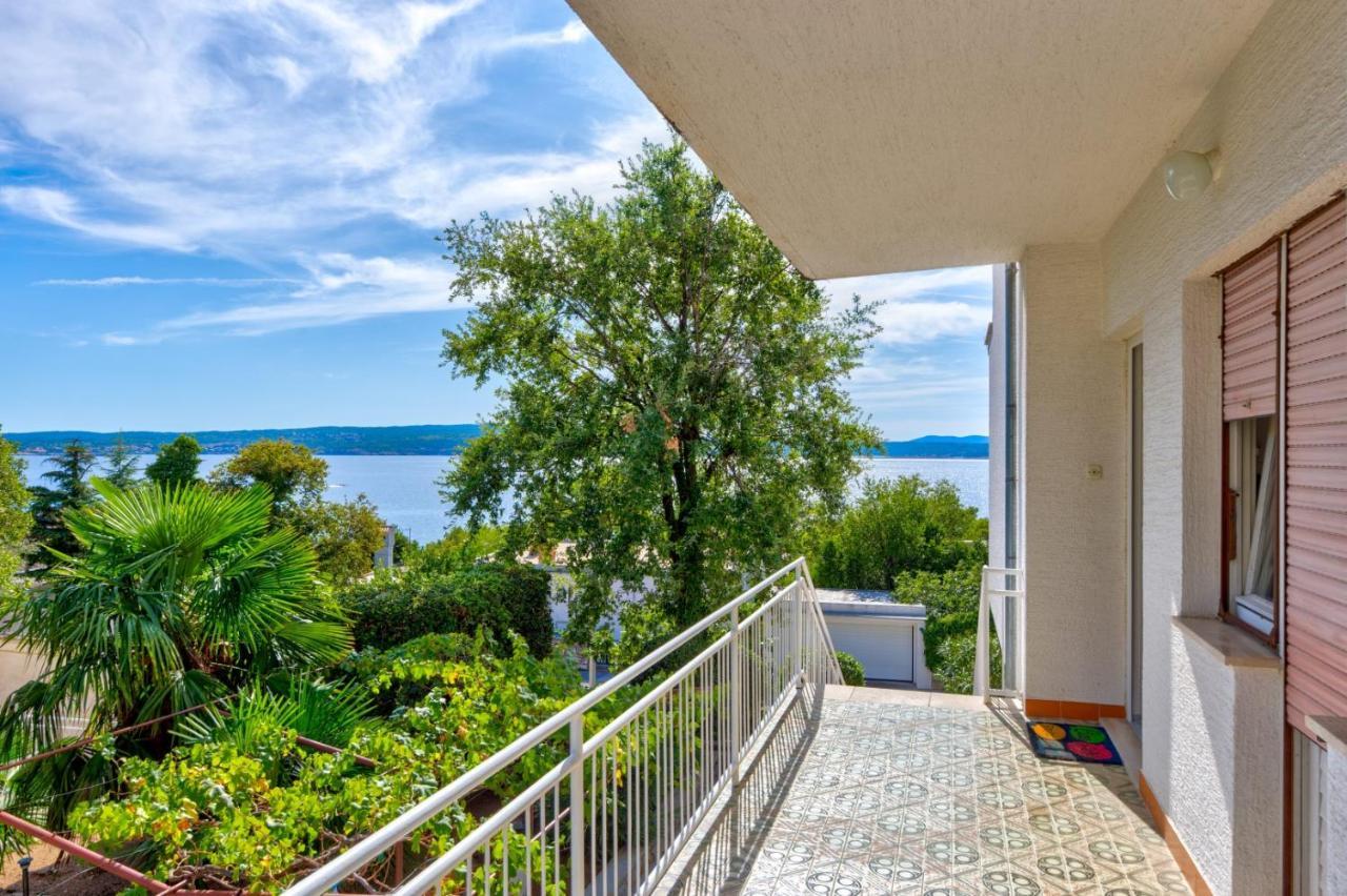 Mica Lägenhet Crikvenica Rum bild
